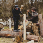 Naujienos iliustracija. Balanų, statinių (štankietų) skaldymo tradicija